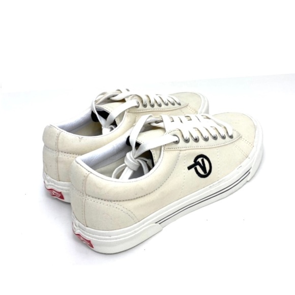 VANS Sentry V embroidered Logo Canvas Sneakers in Ivory - Picture 7 of 11